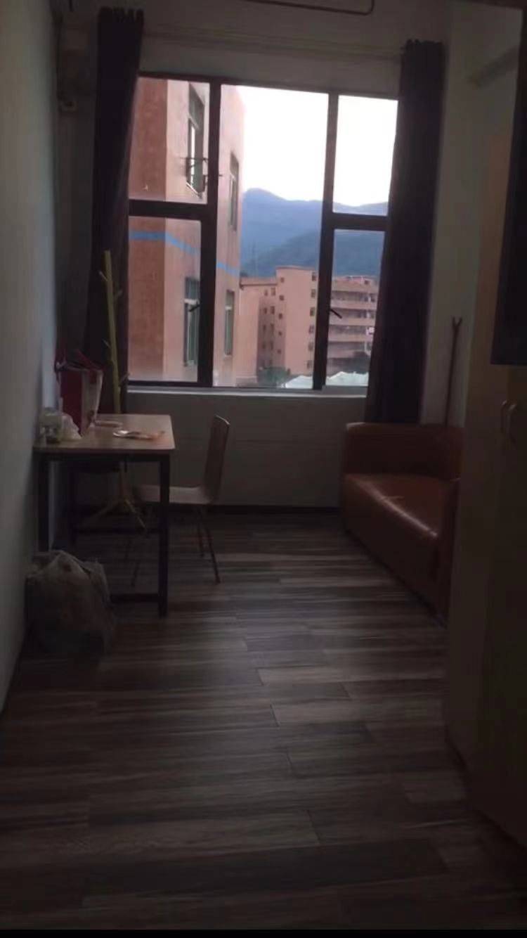 Shenzhen-Nanshan-Cozy Home,Clean&Comfy,No Gender Limit,Hustle & Bustle,Chilled,LGBTQ Friendly