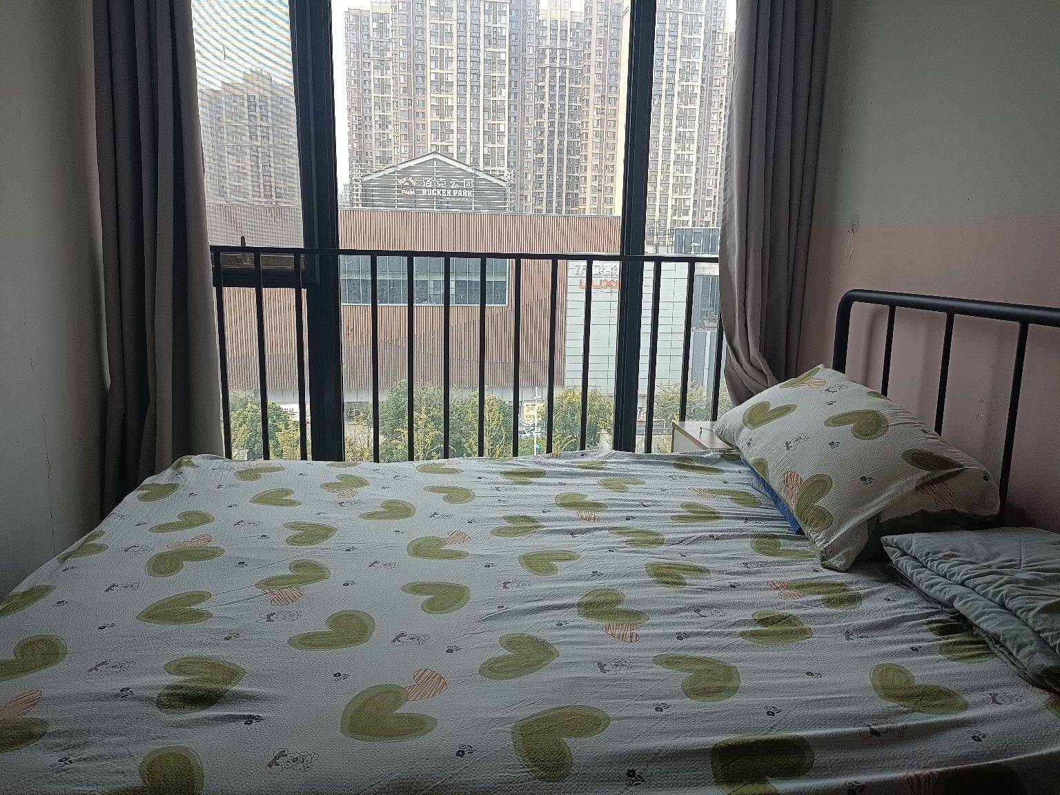 Hefei-Luyang-Cozy Home,Clean&Comfy,No Gender Limit,Hustle & Bustle,“Friends”,Chilled,LGBTQ Friendly