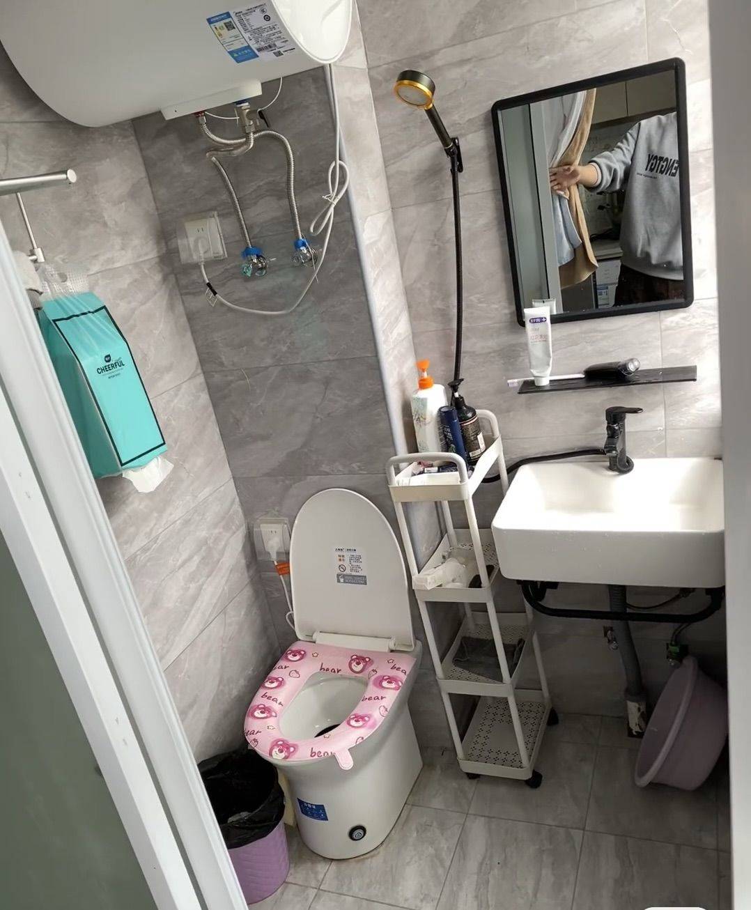 Shanghai-Minhang-Cozy Home,Clean&Comfy,No Gender Limit,Hustle & Bustle