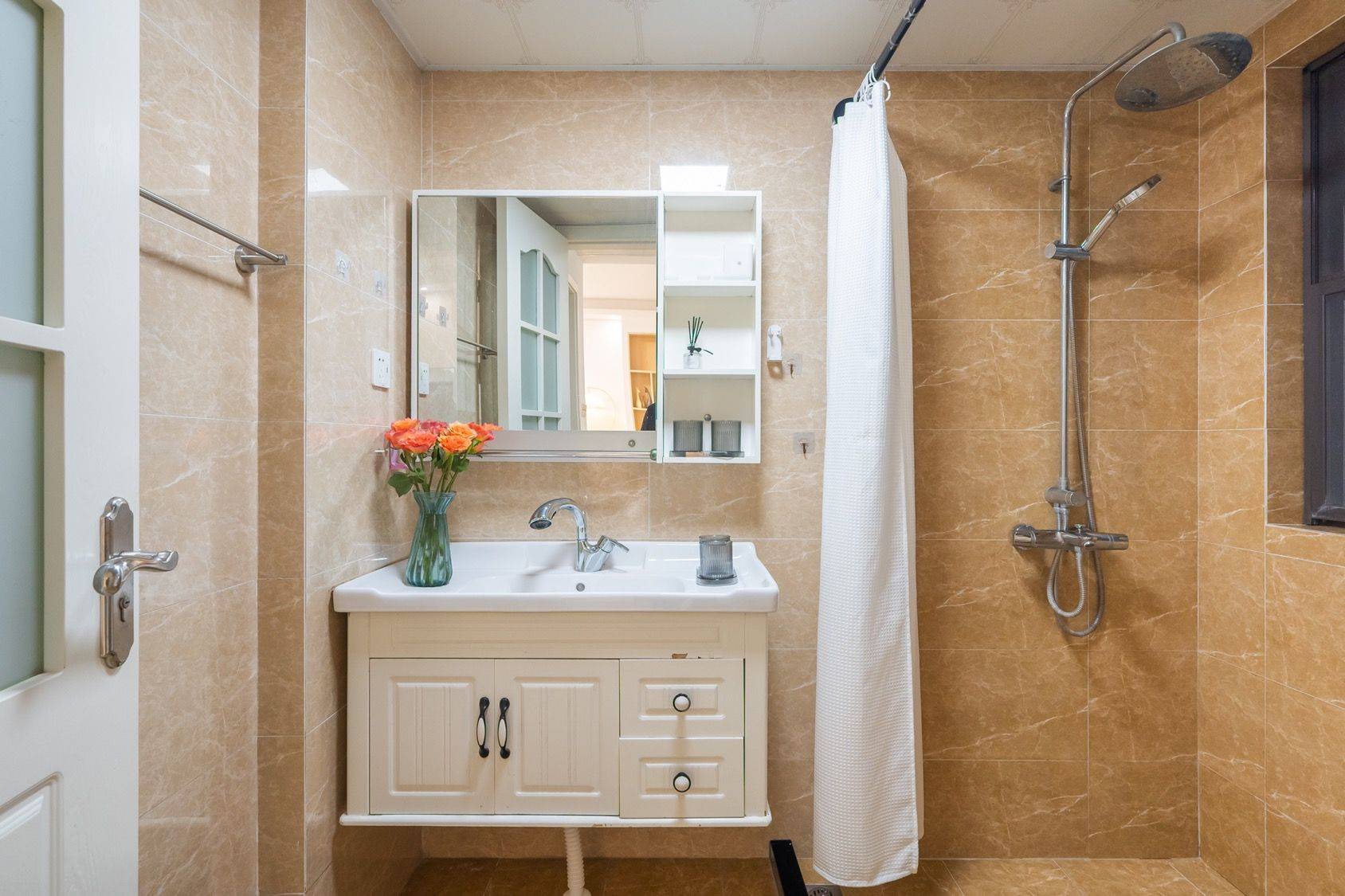 湖边听🐸叫整租房源3