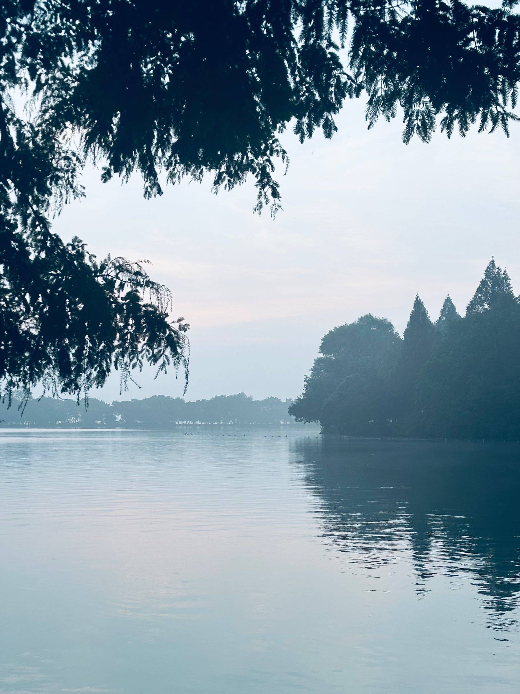 Hangzhou-Xihu-Long Term