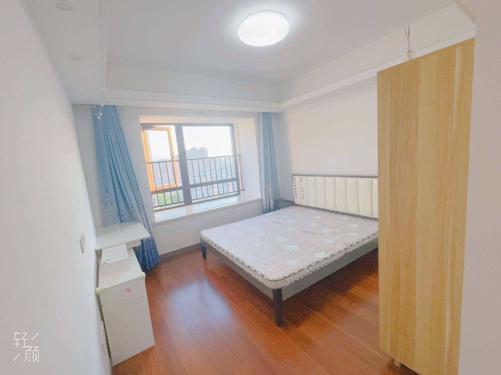 Ningbo-Yinzhou-Cozy Home,Clean&Comfy,No Gender Limit,Hustle & Bustle,“Friends”