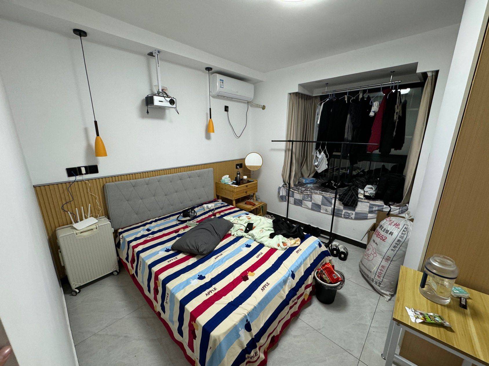 Hangzhou-Xiaoshan-Cozy Home,Clean&Comfy,No Gender Limit,Hustle & Bustle,“Friends”,Chilled