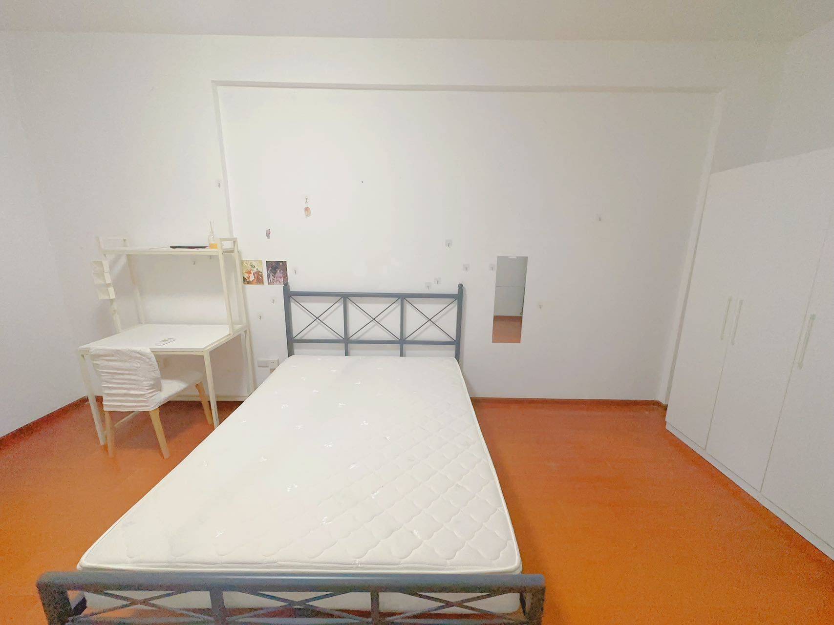 Wuhan-Hongshan-Cozy Home,Clean&Comfy,No Gender Limit,Hustle & Bustle,“Friends”,Chilled,LGBTQ Friendly,Pet Friendly