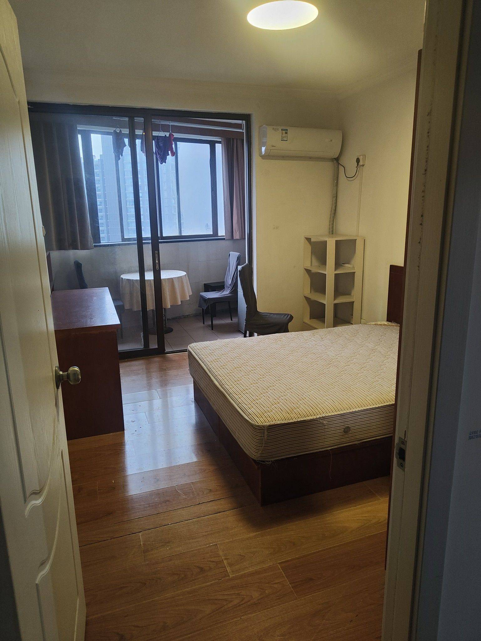 Shanghai-Huangpu-Cozy Home,Clean&Comfy,No Gender Limit,“Friends”,Chilled,Pet Friendly