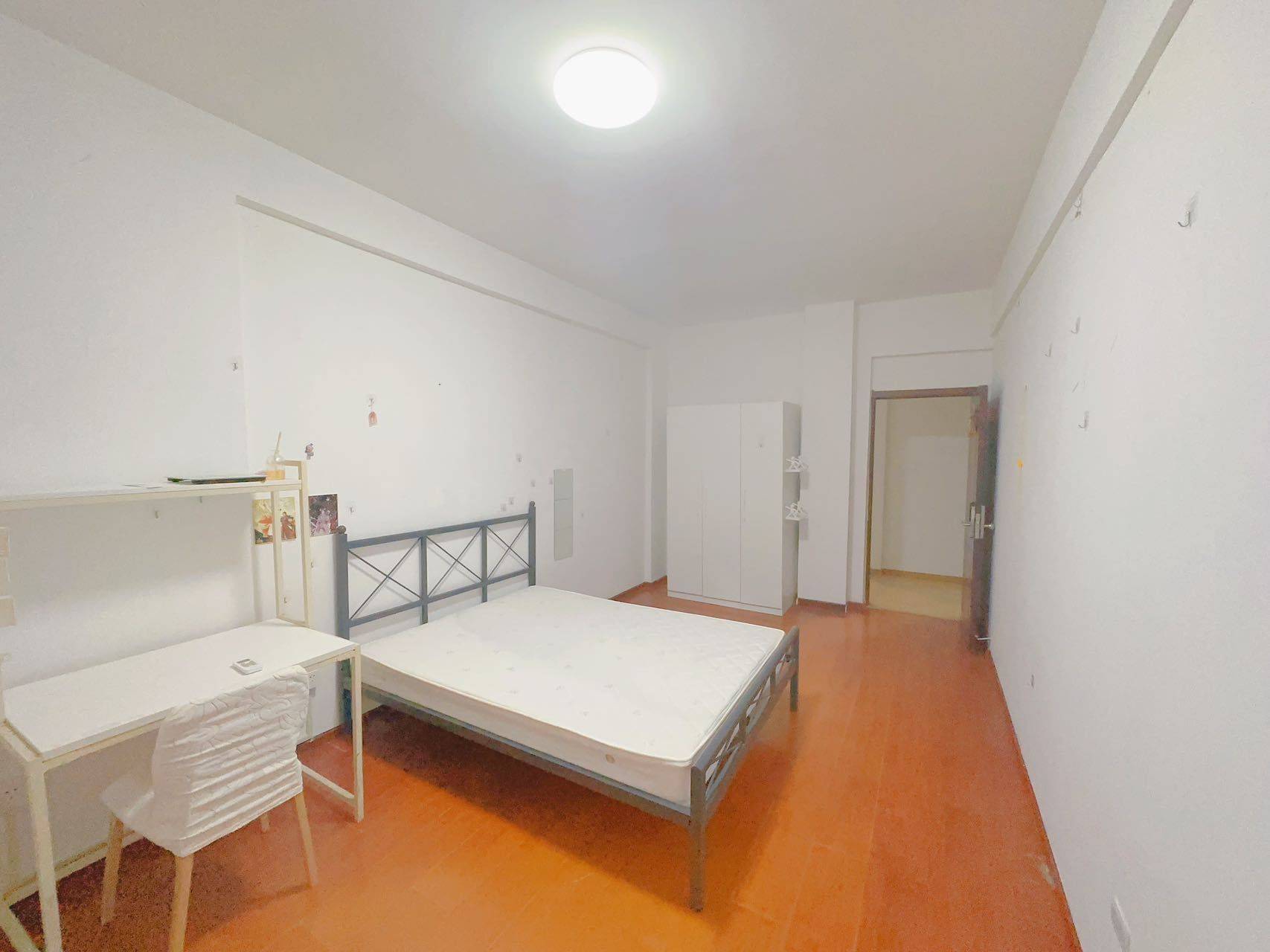 Wuhan-Hongshan-Cozy Home,Clean&Comfy,No Gender Limit,Hustle & Bustle,“Friends”,Chilled,LGBTQ Friendly,Pet Friendly