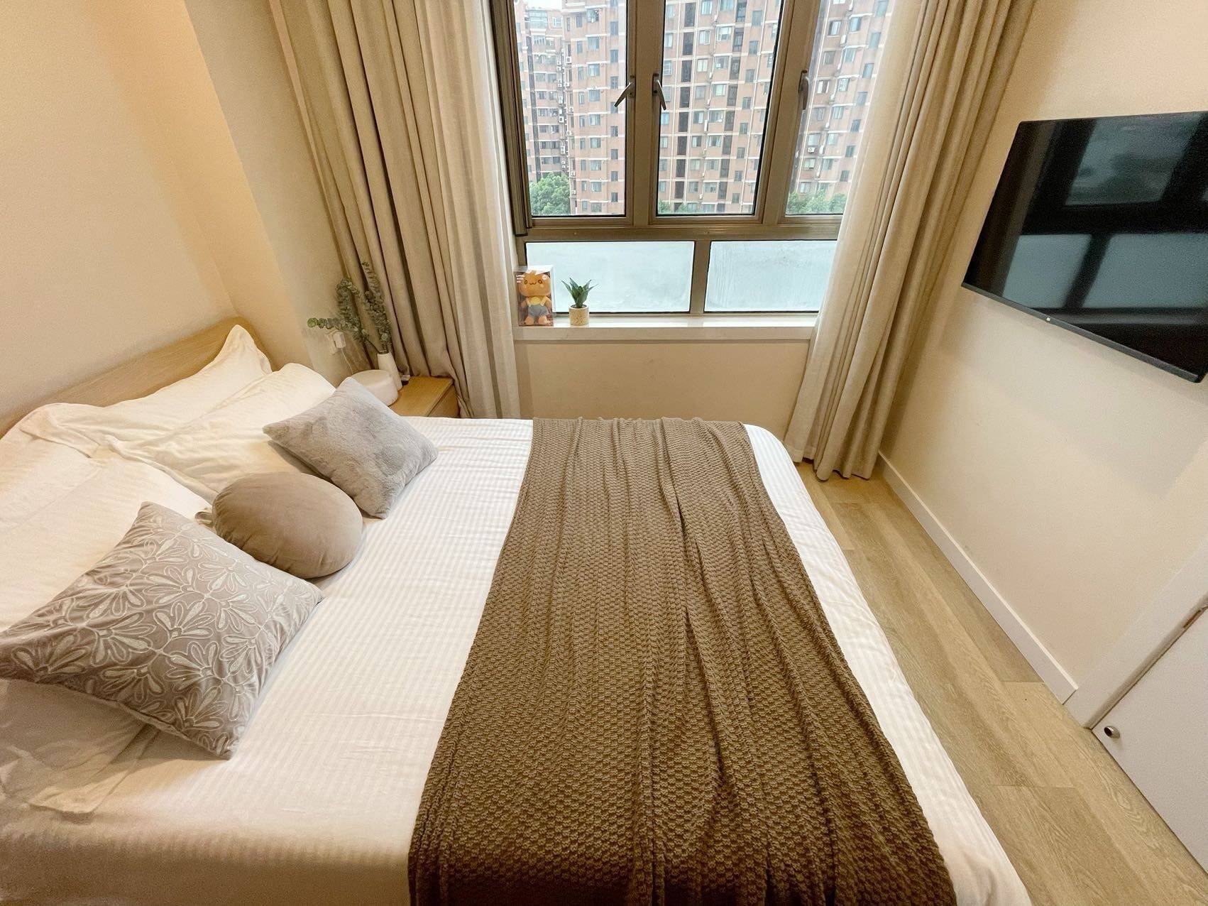 Shanghai-Minhang-Cozy Home,Clean&Comfy,No Gender Limit,Hustle & Bustle,“Friends”,Chilled,LGBTQ Friendly,Pet Friendly