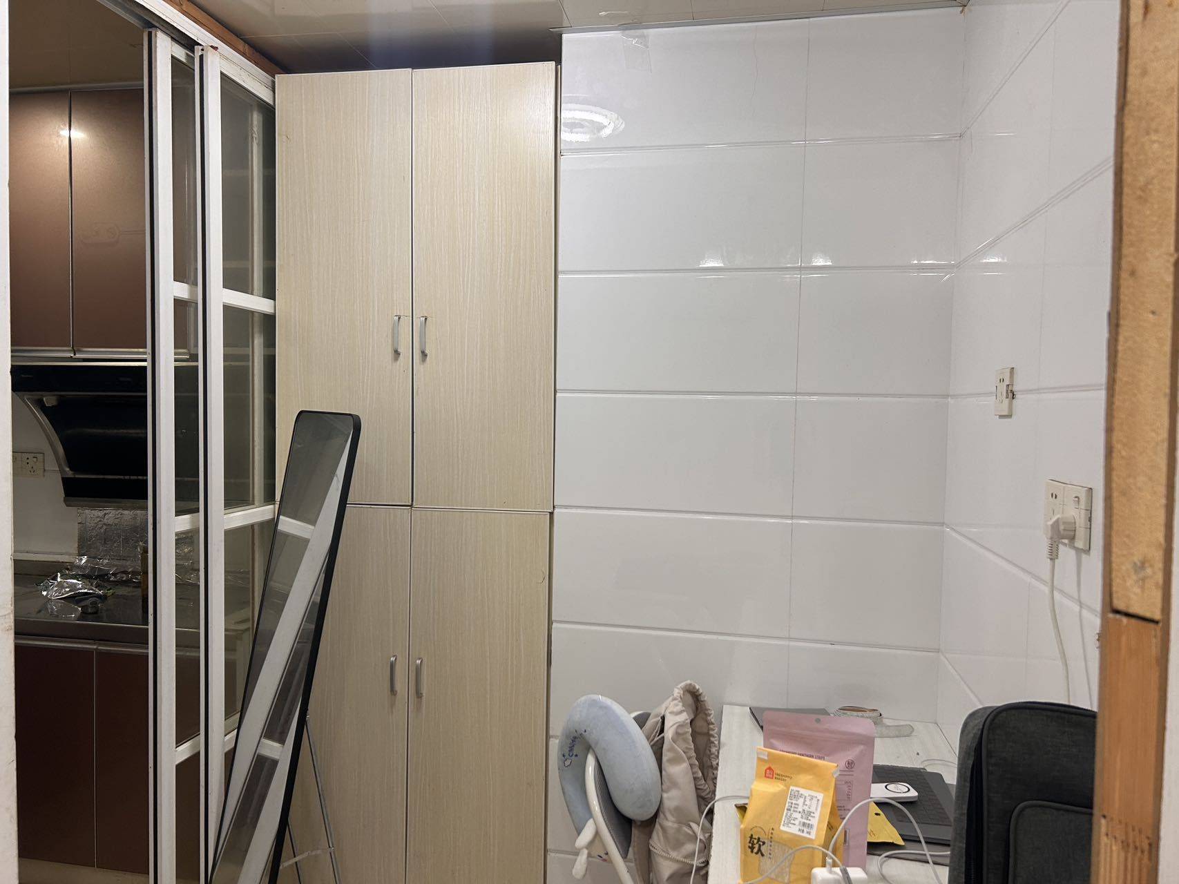 Shanghai-Xuhui-Cozy Home,Clean&Comfy,No Gender Limit,Hustle & Bustle,“Friends”,Chilled,LGBTQ Friendly,Pet Friendly