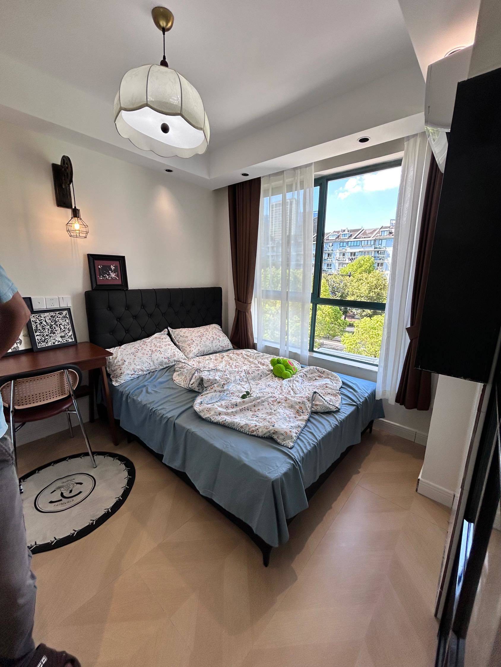 Hangzhou-Binjiang-Cozy Home,Clean&Comfy,No Gender Limit,Chilled,Pet Friendly