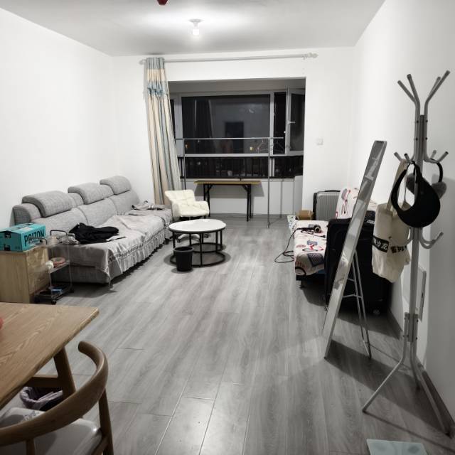 Jinan-Lixia-Cozy Home,Clean&Comfy,No Gender Limit,Hustle & Bustle