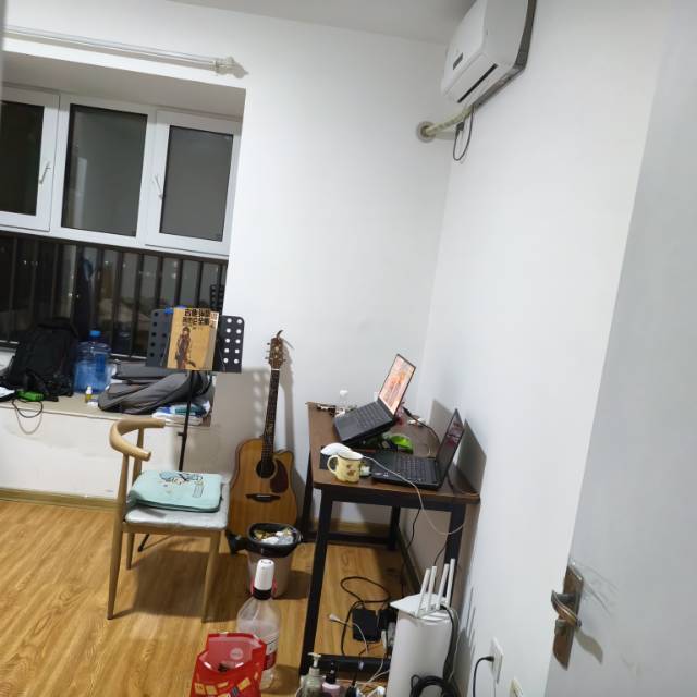 Jinan-Lixia-Cozy Home,Clean&Comfy,No Gender Limit,Hustle & Bustle