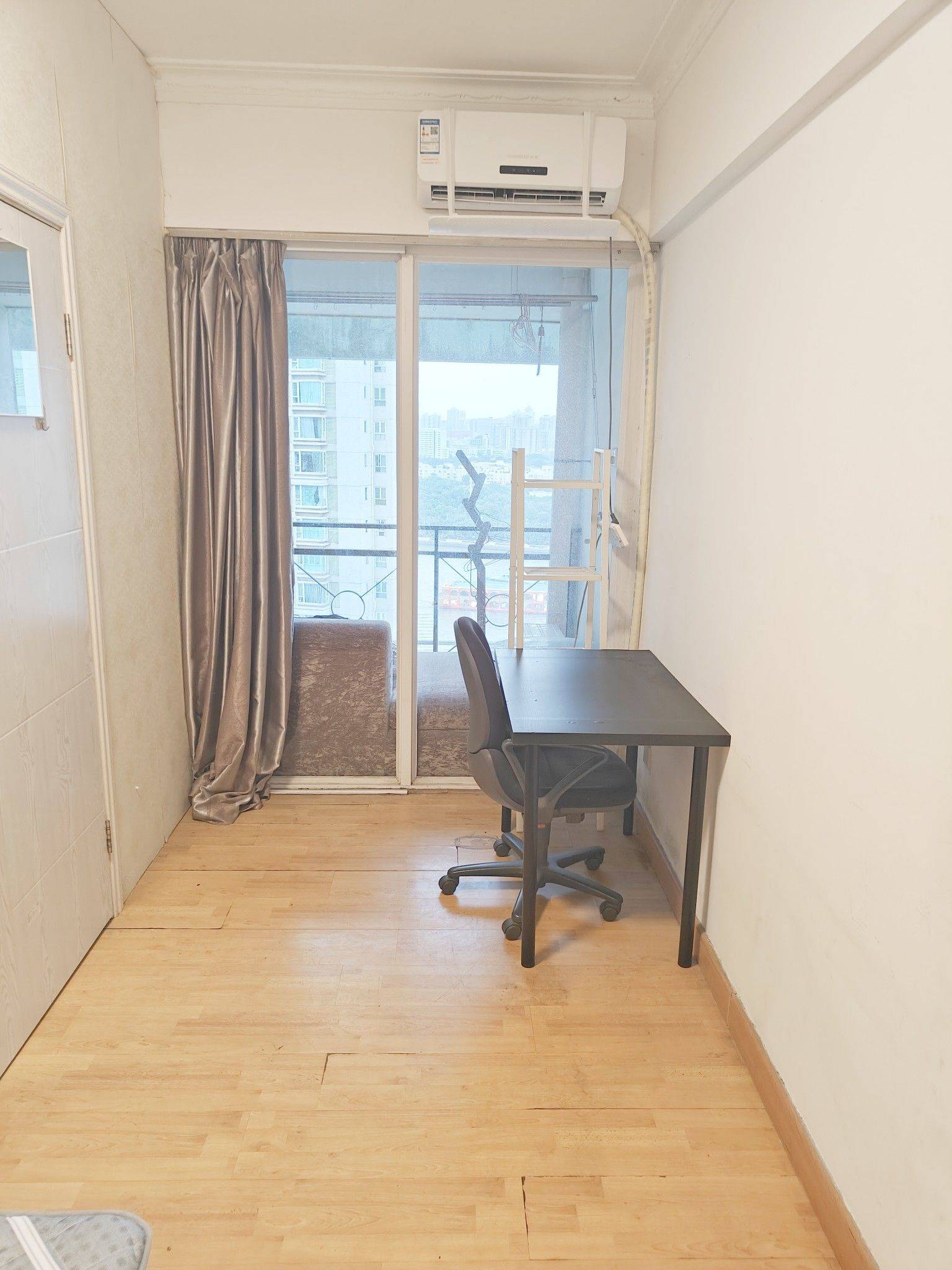 Guangzhou-Haizhu-Cozy Home,Clean&Comfy,No Gender Limit,Hustle & Bustle,Chilled,Pet Friendly