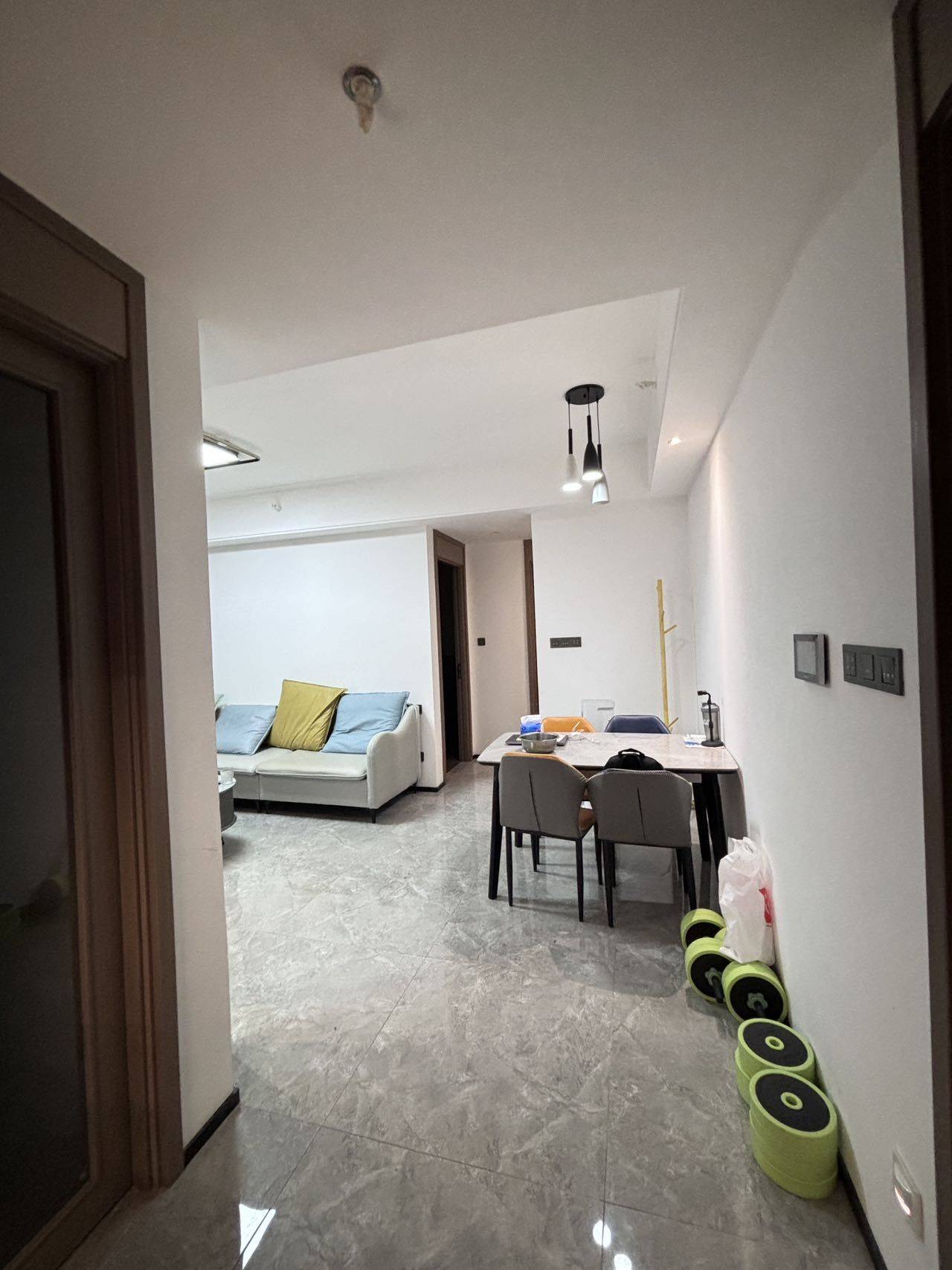 Kunming-Guandu-Clean&Comfy