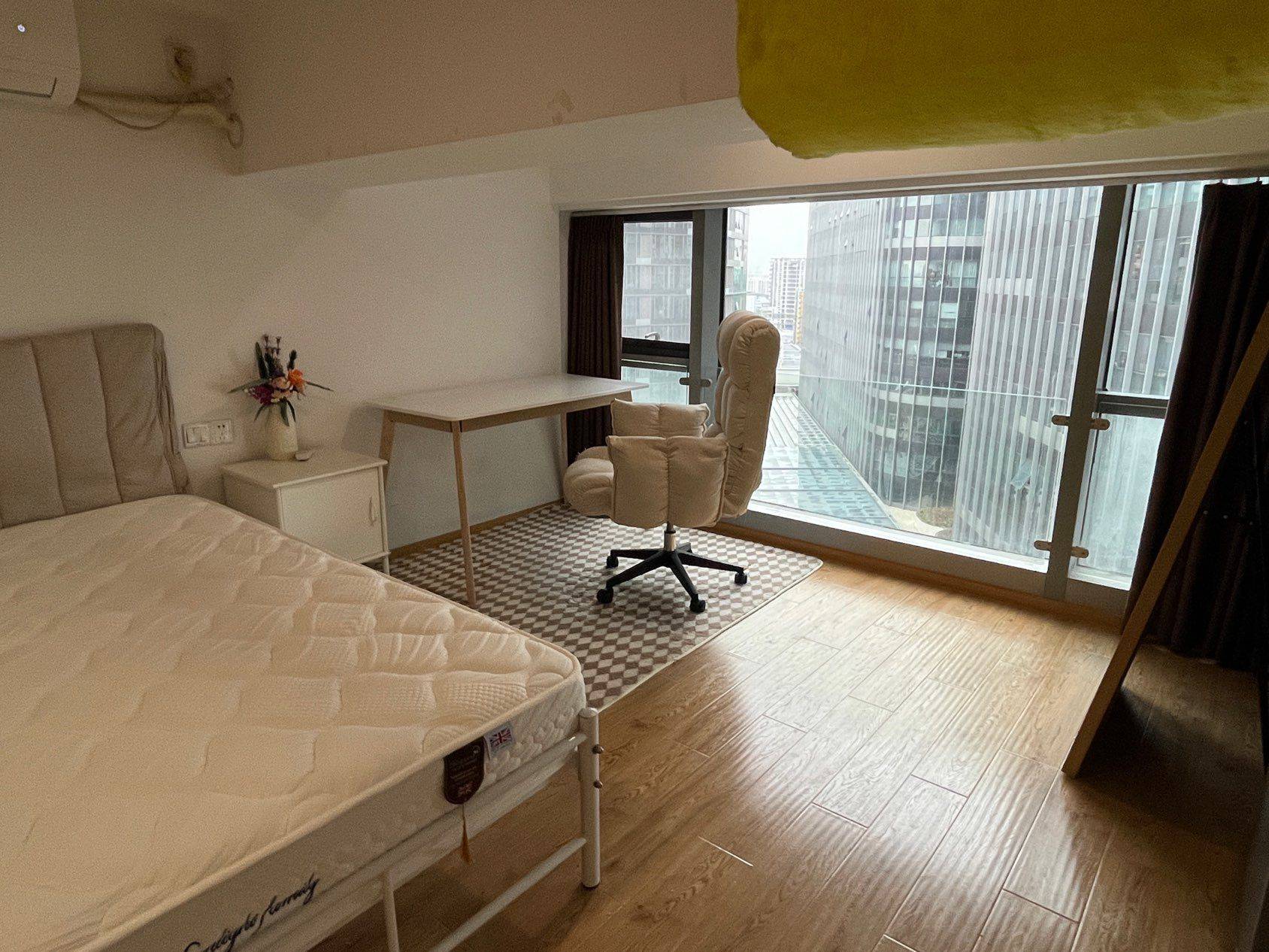 Hangzhou-Gongshu-50RMB/Night,Cozy Home,Clean&Comfy,No Gender Limit,Hustle & Bustle,“Friends”,Chilled,LGBTQ Friendly,Pet Friendly