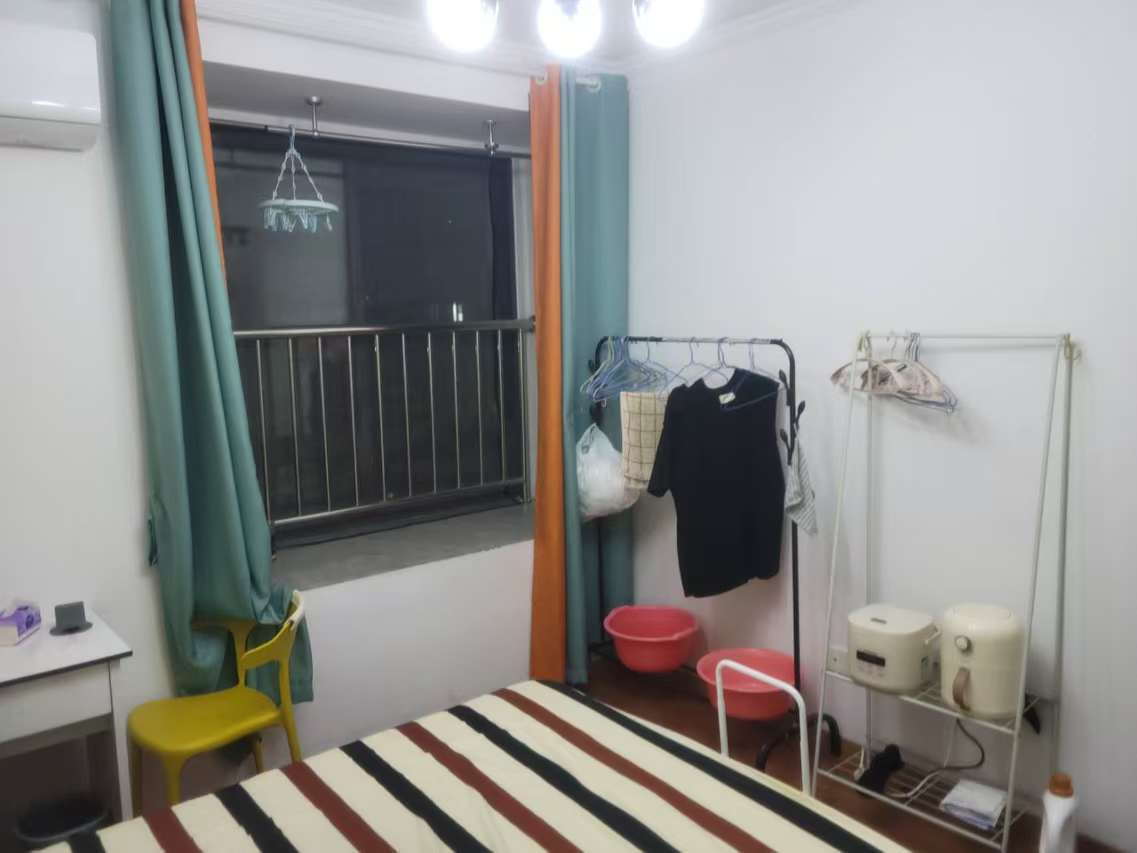 Nanjing-Jiangning-Cozy Home,Clean&Comfy,No Gender Limit,Hustle & Bustle,“Friends”,Chilled,LGBTQ Friendly,Pet Friendly