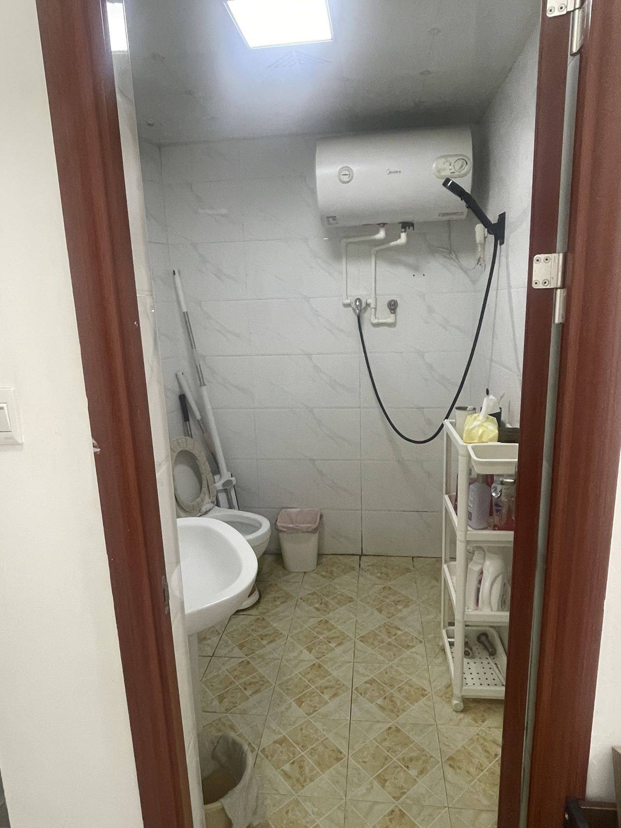 ShenzhenFutianCozy Gender LimitHustle & Bustle