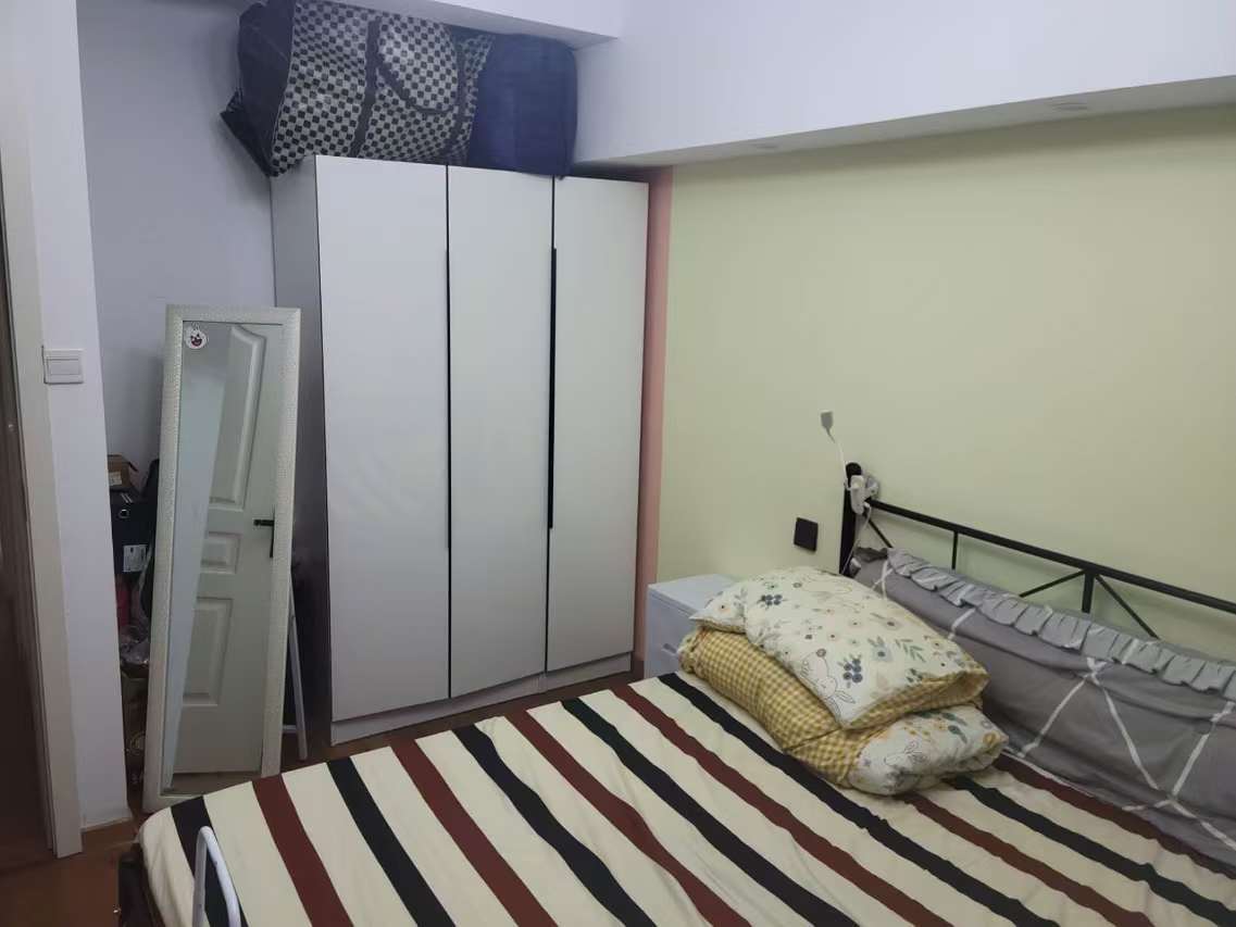 Nanjing-Jiangning-Cozy Home,Clean&Comfy,No Gender Limit,Hustle & Bustle,“Friends”,Chilled,LGBTQ Friendly,Pet Friendly