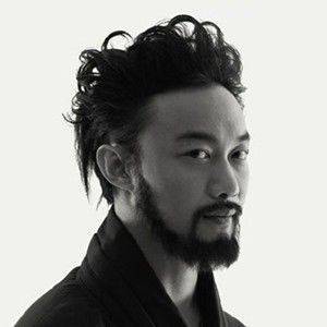 同名男子