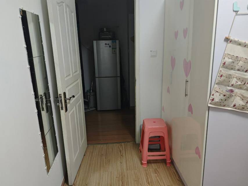 Nanjing-Jianye-Cozy Home,Clean&Comfy,No Gender Limit,Hustle & Bustle,“Friends”,Chilled,LGBTQ Friendly,Pet Friendly