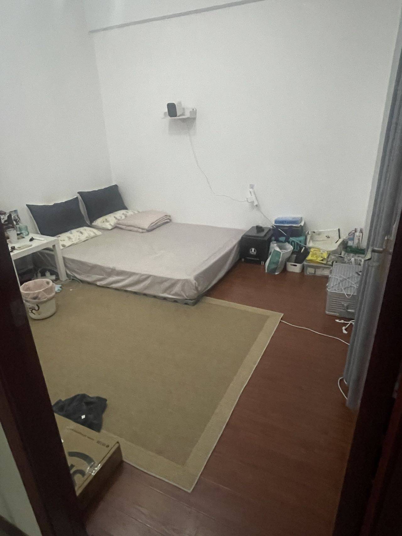 ShenzhenFutianCozy Gender LimitHustle & Bustle