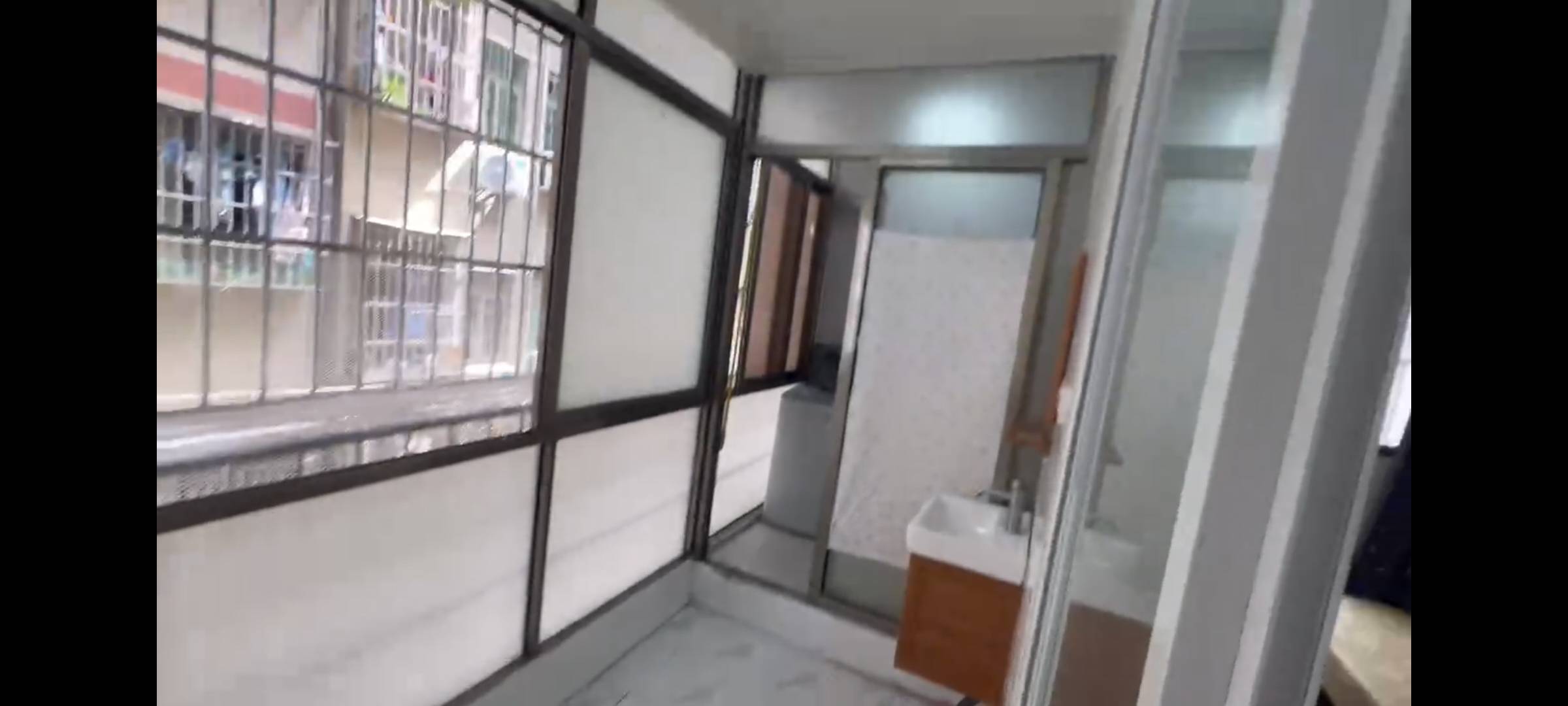 Shenzhen-Longhua-Cozy Home,Clean&Comfy,No Gender Limit,Hustle & Bustle,“Friends”,Chilled,Pet Friendly