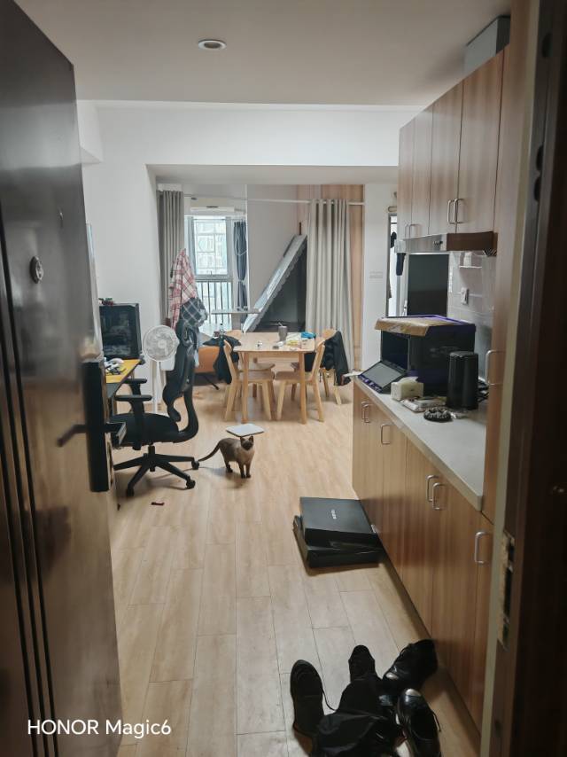 Wuxi-Xinwu-Clean&Comfy,No Gender Limit,Hustle & Bustle,Chilled,Pet Friendly