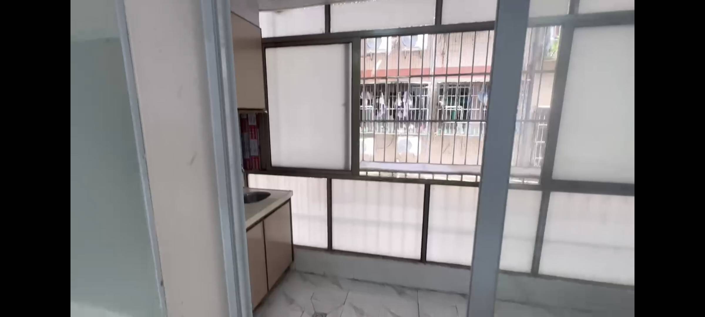 Shenzhen-Longhua-Cozy Home,Clean&Comfy,No Gender Limit,Hustle & Bustle,“Friends”,Chilled,Pet Friendly