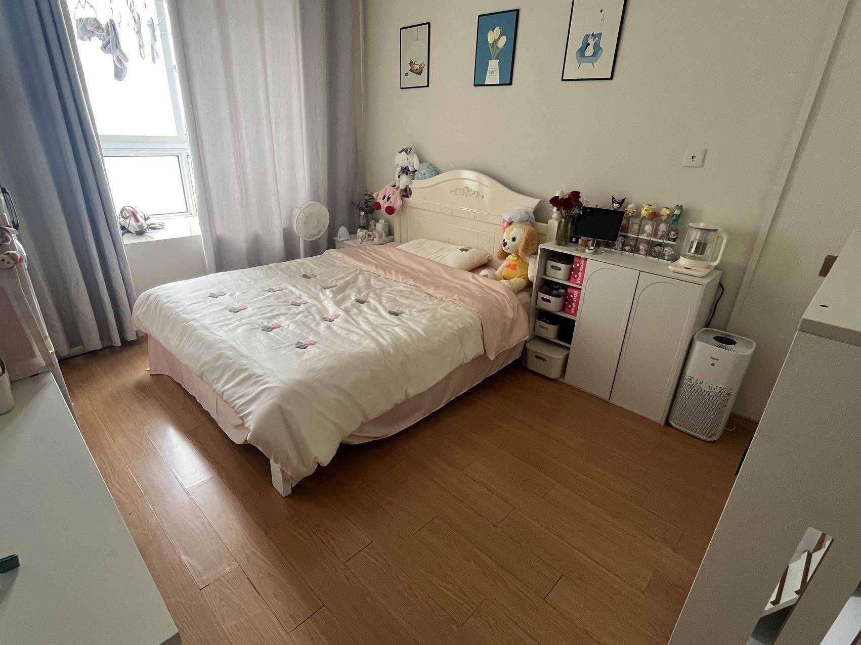 Shanghai-Pudong-Cozy Home,Clean&Comfy,No Gender Limit,Hustle & Bustle,“Friends”,Chilled,LGBTQ Friendly,Pet Friendly