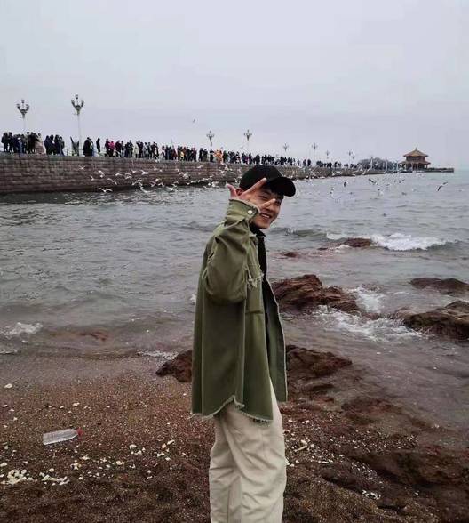王