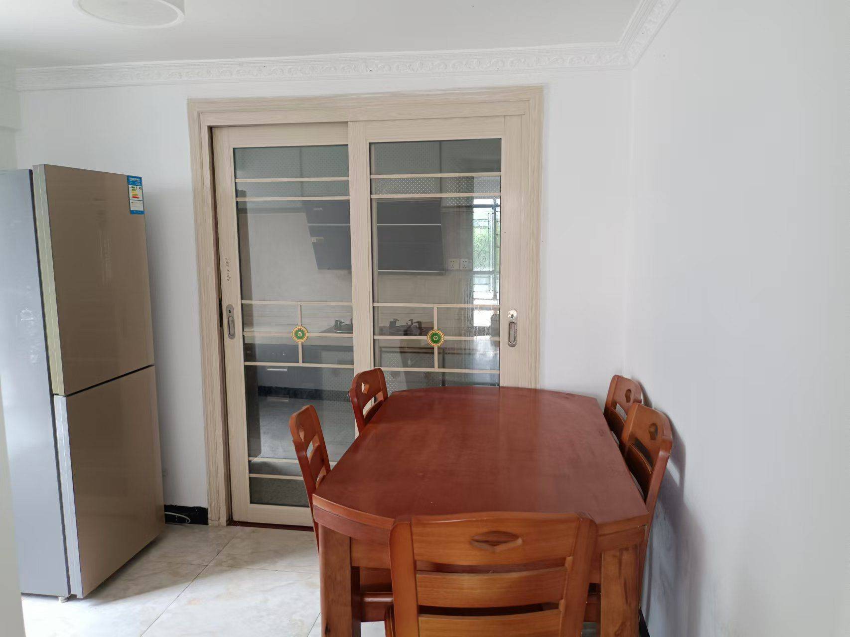 Shenzhen-Pingshan-离海边五分钟，漫长海岸线和连绵山脉,Pet Friendly,Cozy Home,Clean&Comfy,No Gender Limit,Chilled