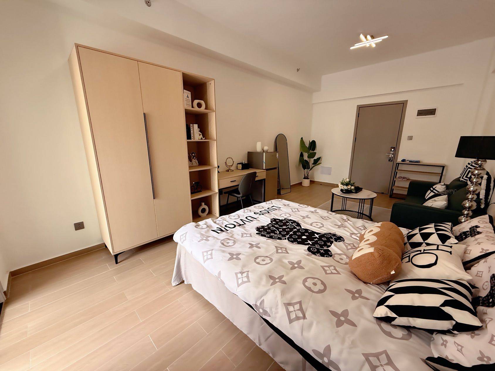 Shenzhen-Nanshan-Cozy Home,Clean&Comfy,No Gender Limit,“Friends”,Chilled,Pet Friendly