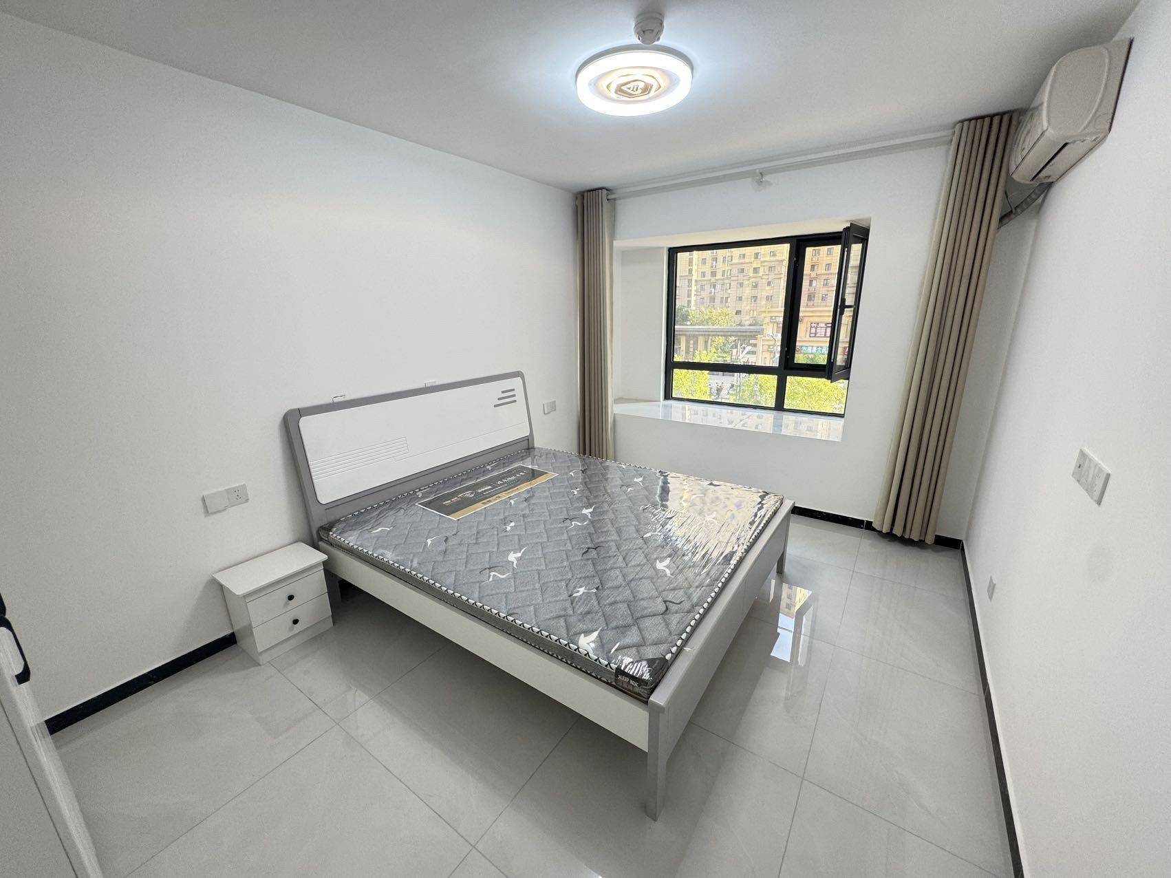 Zhengzhou-Guancheng-Cozy Home,Clean&Comfy,No Gender Limit,Hustle & Bustle,“Friends”,Chilled,LGBTQ Friendly,Pet Friendly