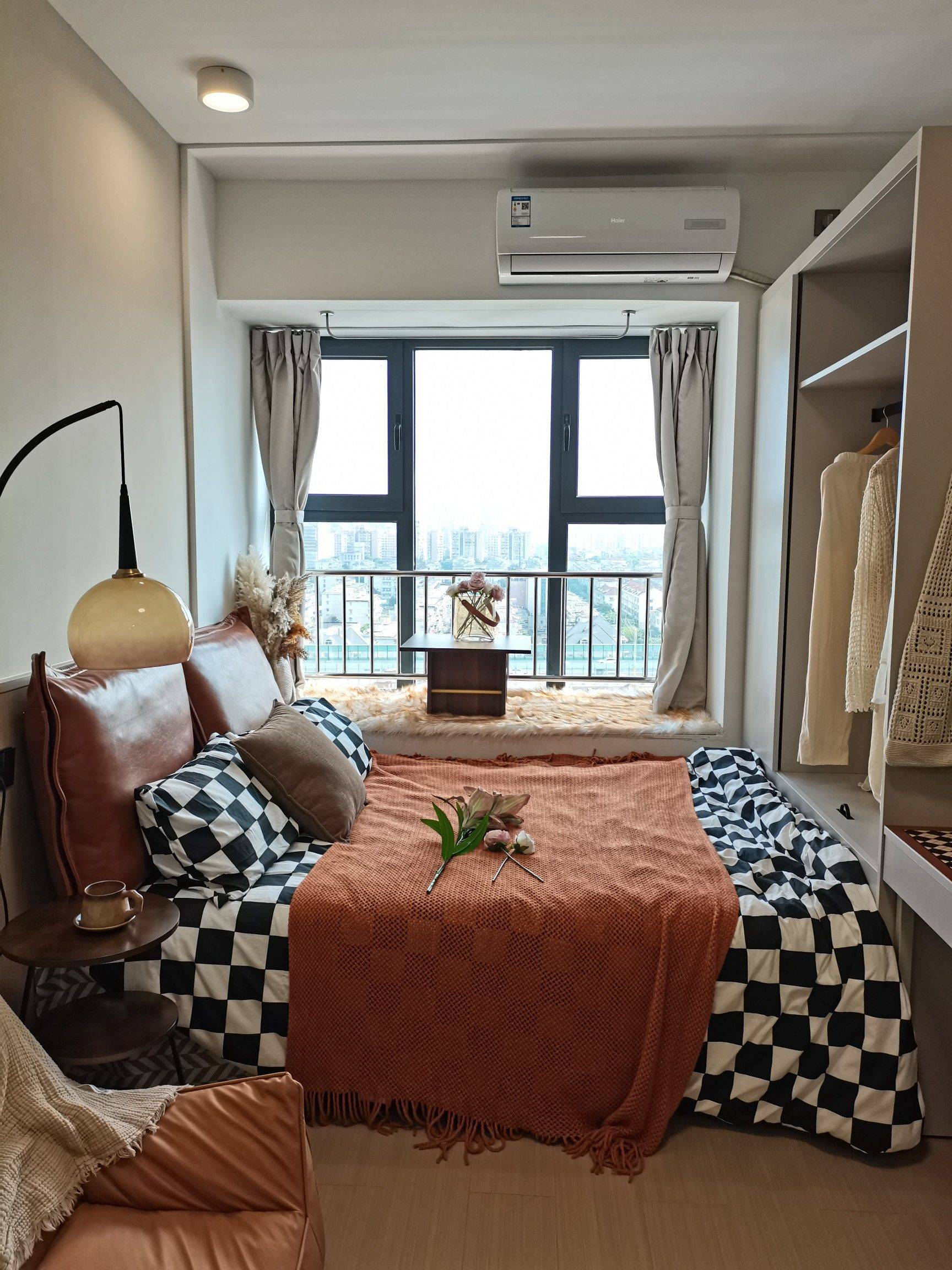 Shanghai-Jing‘An-Pet Friendly