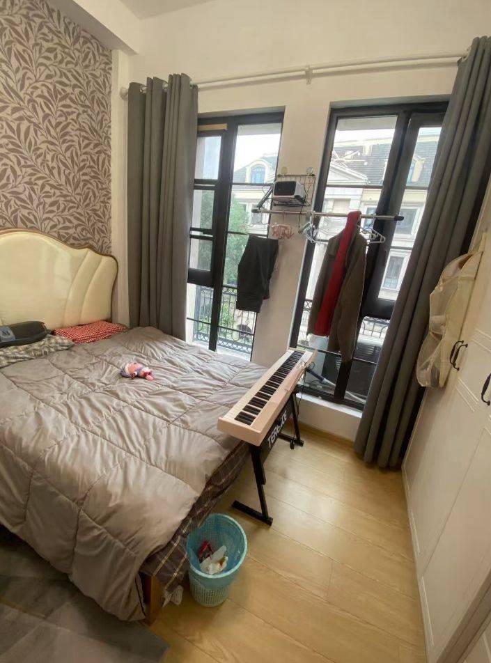 Shanghai-Songjiang-Cozy Home,Clean&Comfy,No Gender Limit,Hustle & Bustle,“Friends”,Chilled