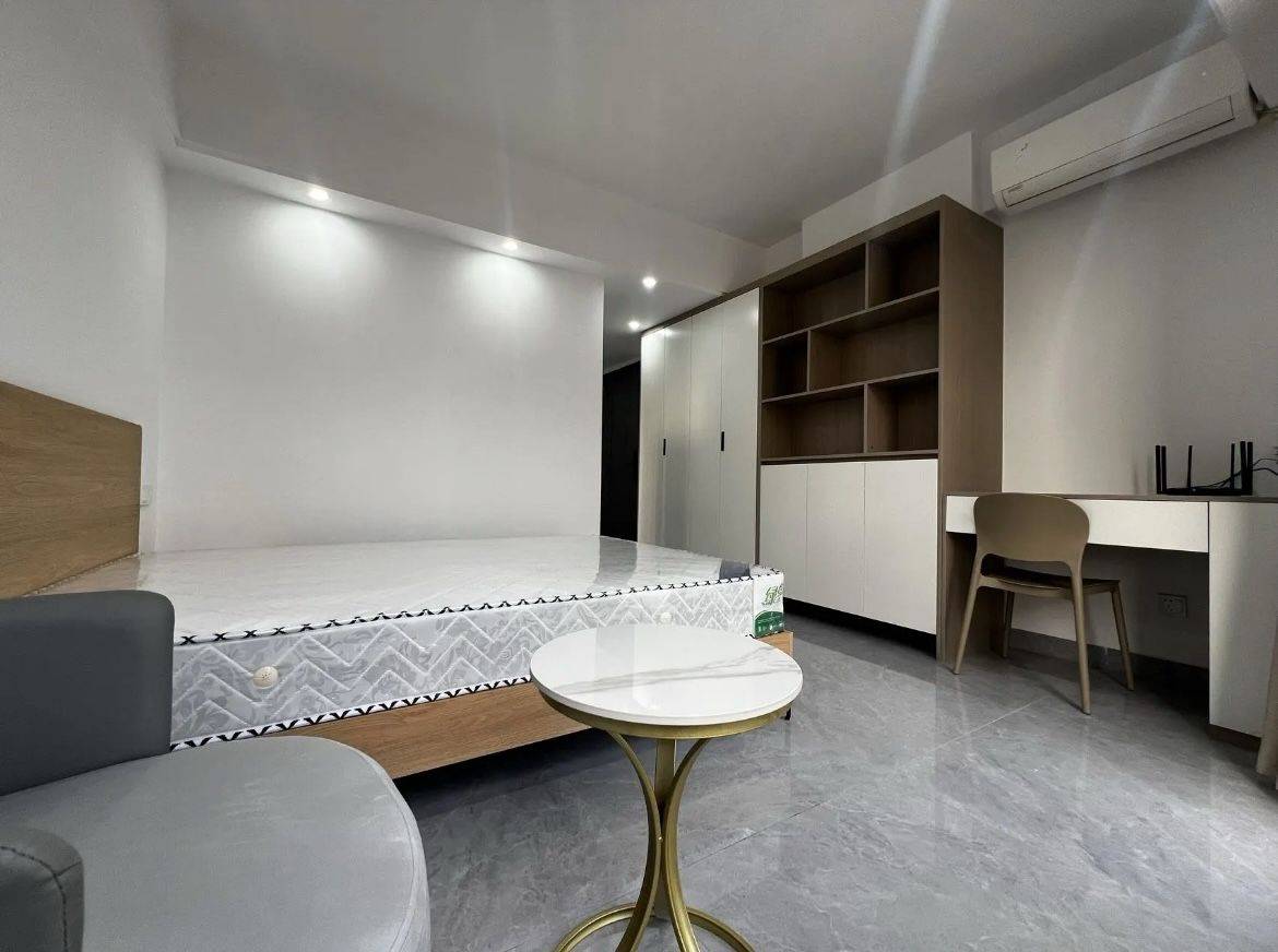Dongguan-Changan-Cozy Home,Clean&Comfy,No Gender Limit,Hustle & Bustle,“Friends”,Chilled,Pet Friendly