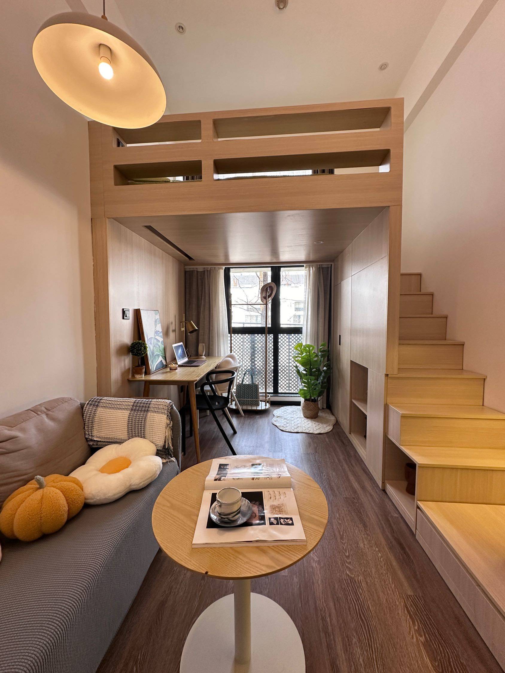 Shanghai-Xuhui-Cozy Home,Clean&Comfy,No Gender Limit,Hustle & Bustle,“Friends”,Chilled