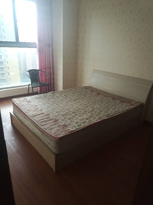 Kunming-Chenggong-Cozy Home,Clean&Comfy,No Gender Limit,Hustle & Bustle,“Friends”