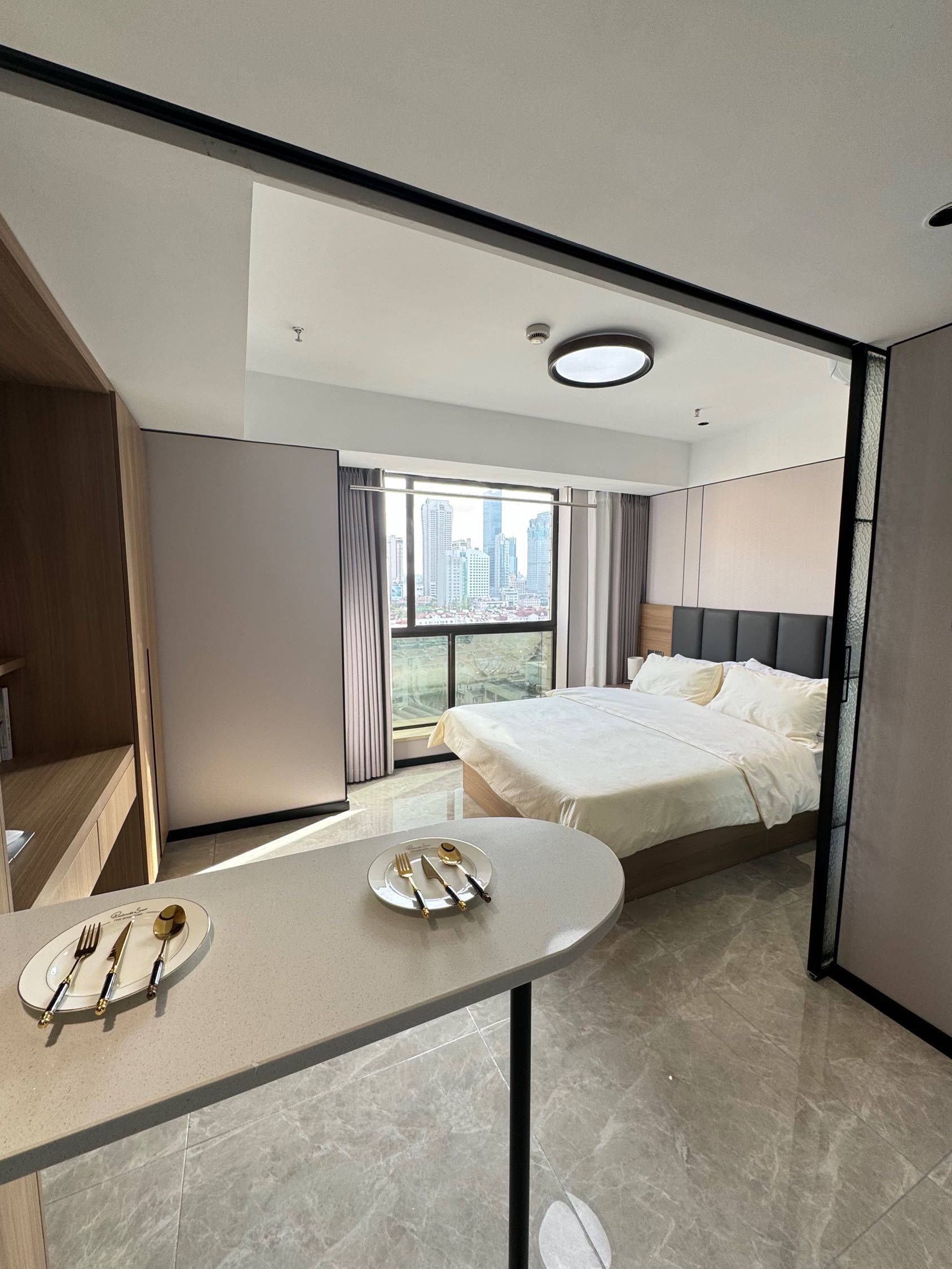 Shanghai-Jing‘An-Cozy Home,Clean&Comfy,No Gender Limit,Hustle & Bustle,“Friends”,Chilled,LGBTQ Friendly,Pet Friendly