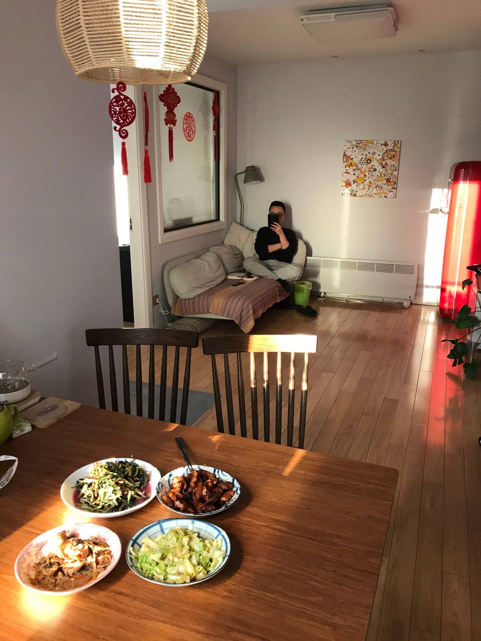 Shanghai-Xuhui-Cozy Home,Clean&Comfy,No Gender Limit,Hustle & Bustle,“Friends”,Chilled