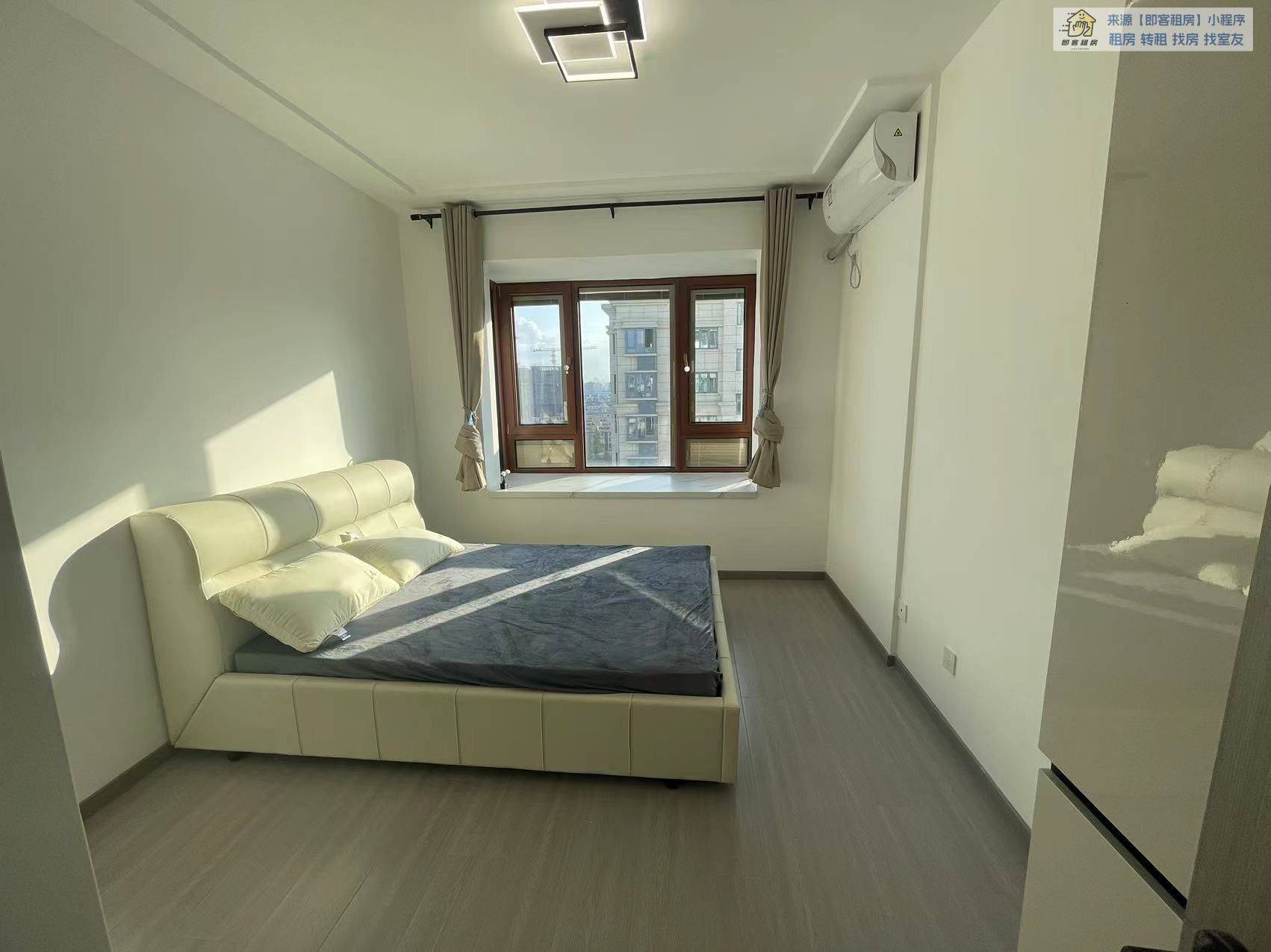 Shanghai-Yangpu-Cozy Home,Clean&Comfy,No Gender Limit,Hustle & Bustle,Chilled,LGBTQ Friendly,Pet Friendly