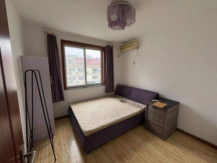 Qingdao-Shibei-Cozy Home,Clean&Comfy,No Gender Limit,Hustle & Bustle,“Friends”