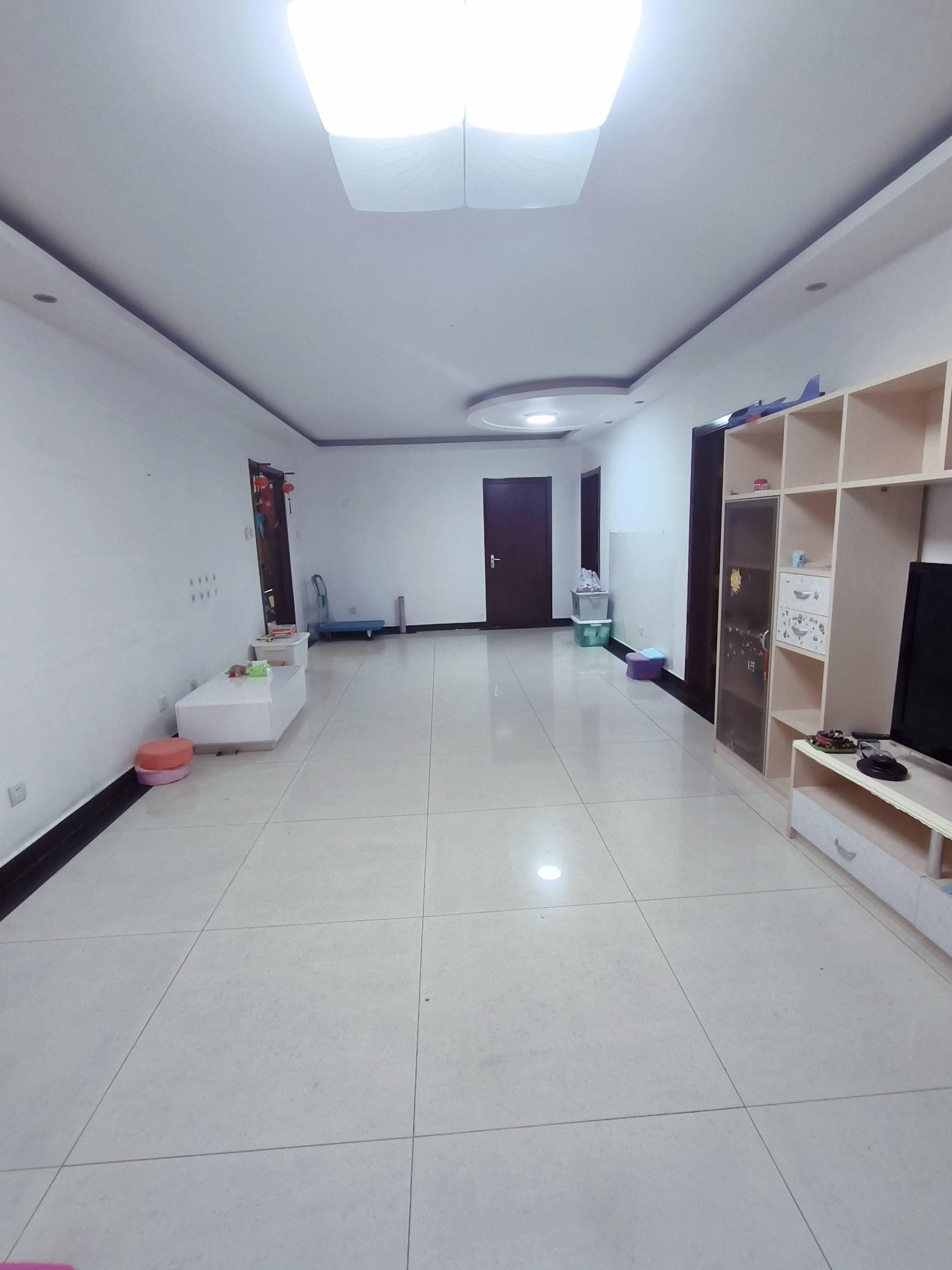 Beijing-Chaoyang-Clean&Comfy,No Gender Limit,Hustle & Bustle