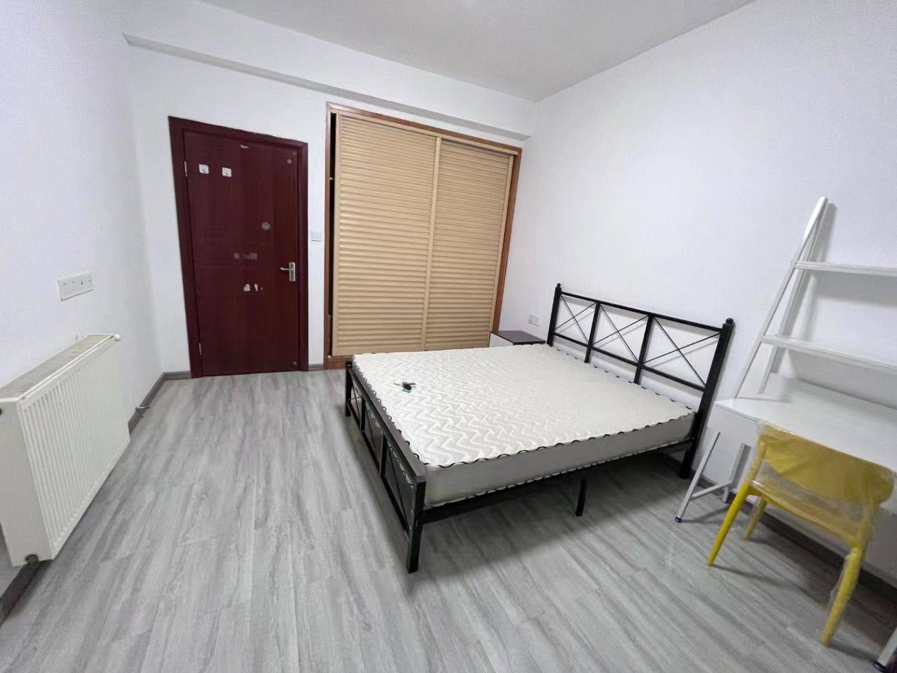 Wuhan-Hongshan-Cozy Home,Clean&Comfy,No Gender Limit,Hustle & Bustle,“Friends”,Chilled,LGBTQ Friendly,Pet Friendly