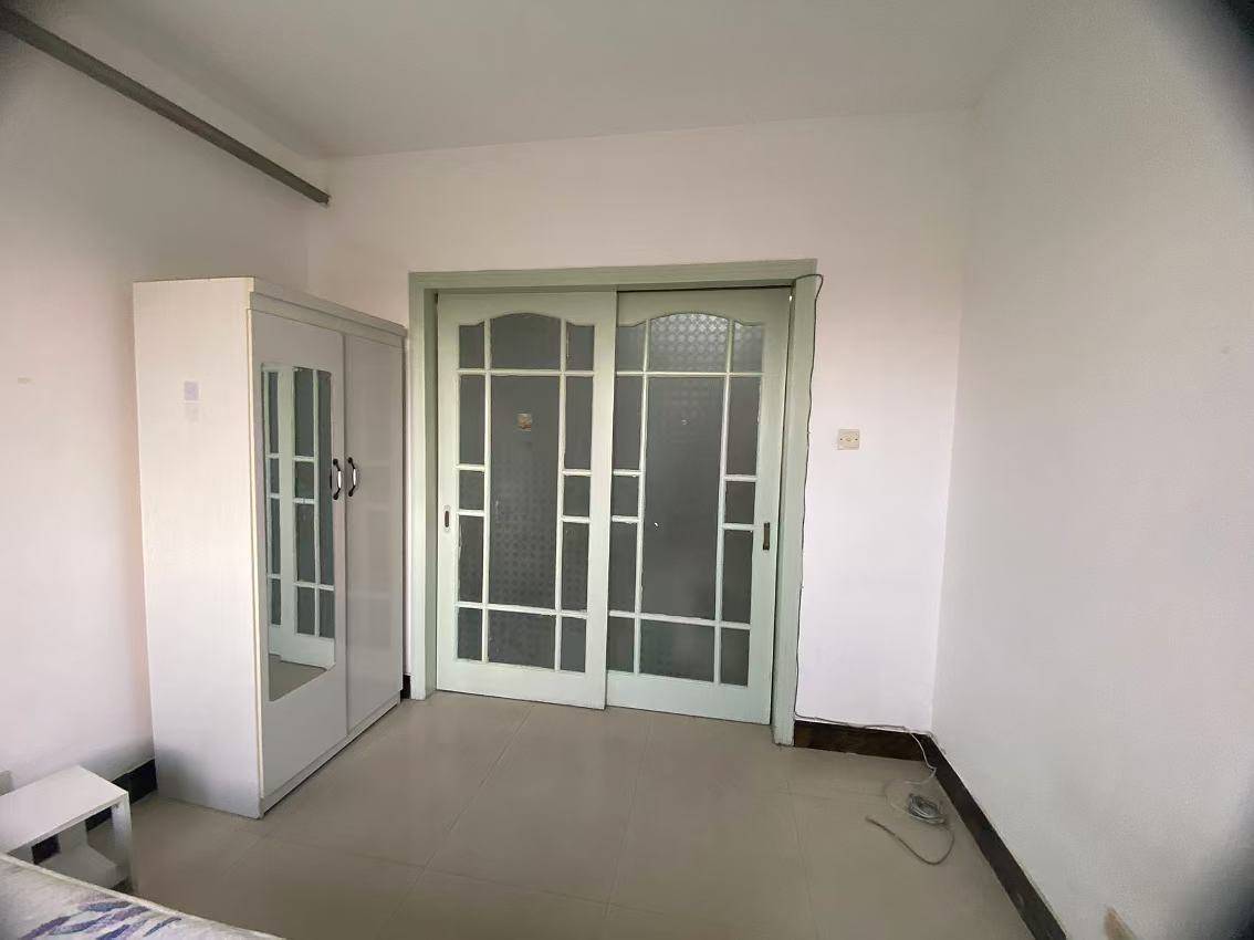Tianjin-Hebei-Cozy Home,Clean&Comfy,No Gender Limit,Hustle & Bustle
