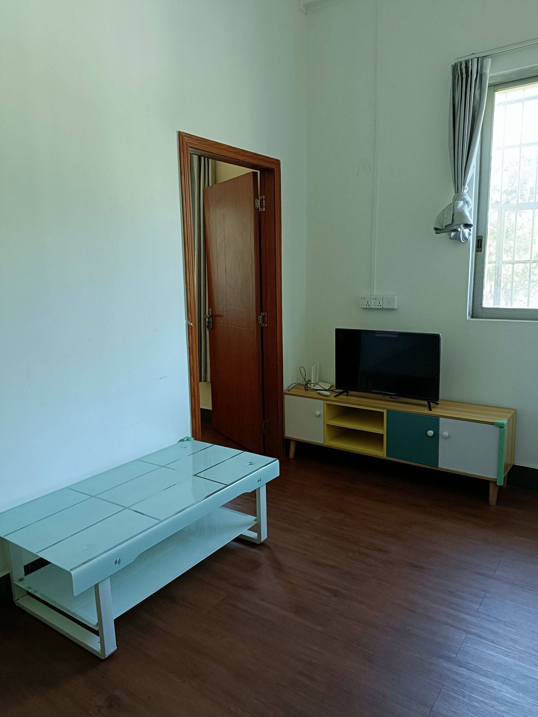 Dongguan-Nancheng-Cozy Home,Clean&Comfy,No Gender Limit,Hustle & Bustle