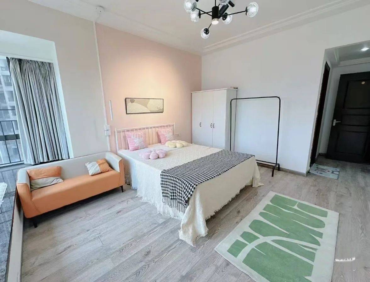 Wuhan-Wuchang-Cozy Home,Clean&Comfy,No Gender Limit,Hustle & Bustle,“Friends”,Chilled,LGBTQ Friendly,Pet Friendly