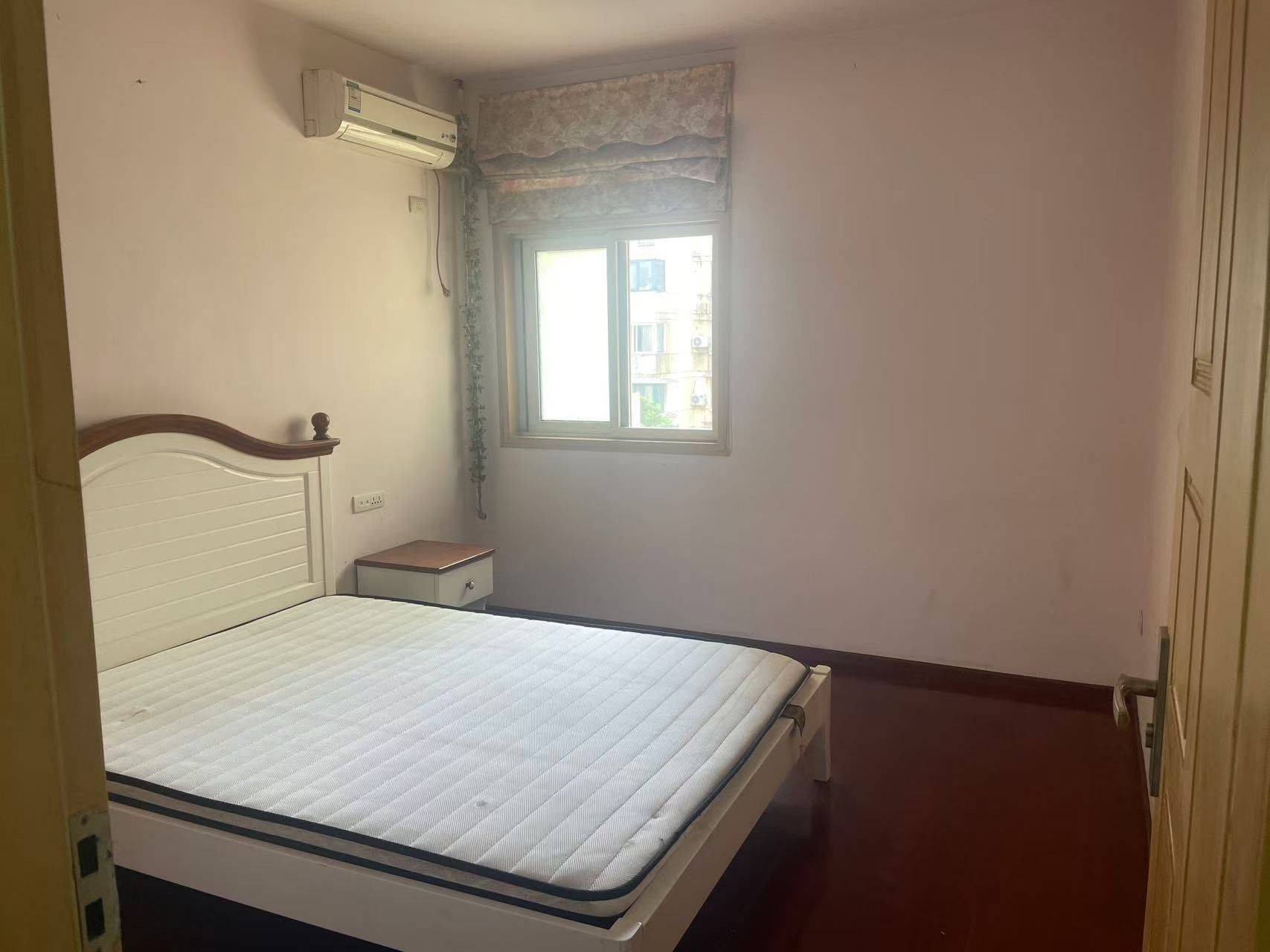 Wuhan-Wuchang-Cozy Home,Clean&Comfy,No Gender Limit,Hustle & Bustle,Pet Friendly