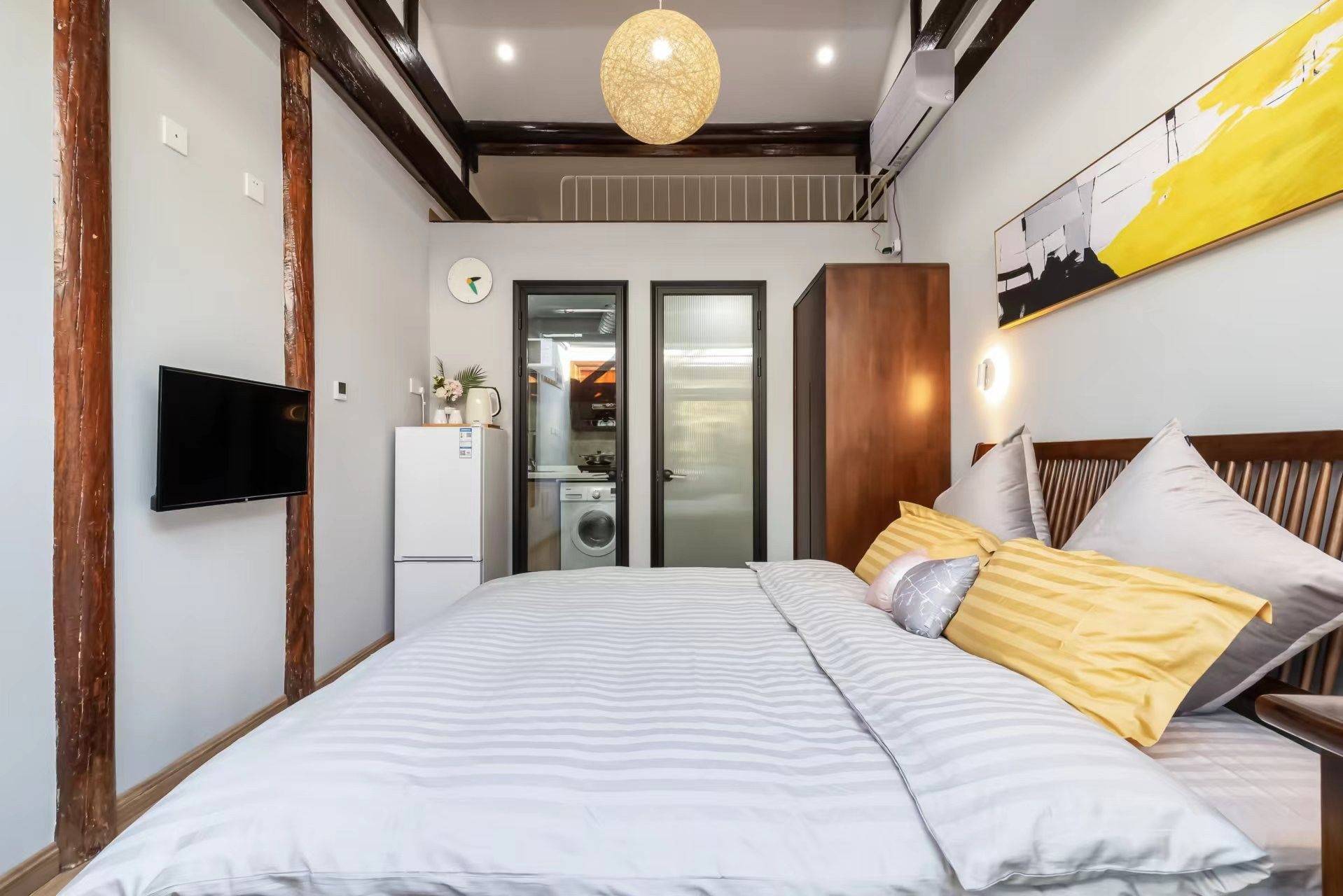 Beijing-Dongcheng-Dongzhimen Area,Shared apartment