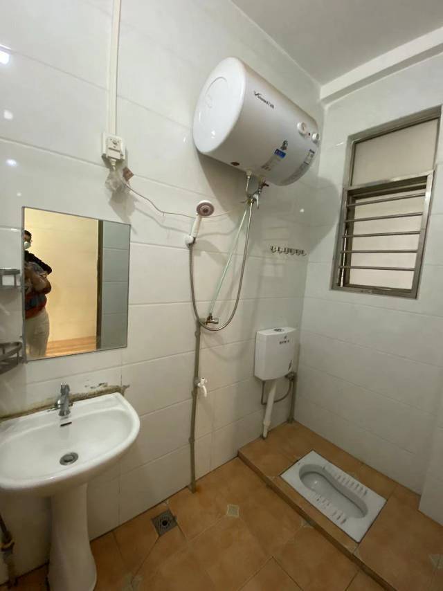 Dongguan-Liaobu-Cozy Home,“Friends”,Chilled