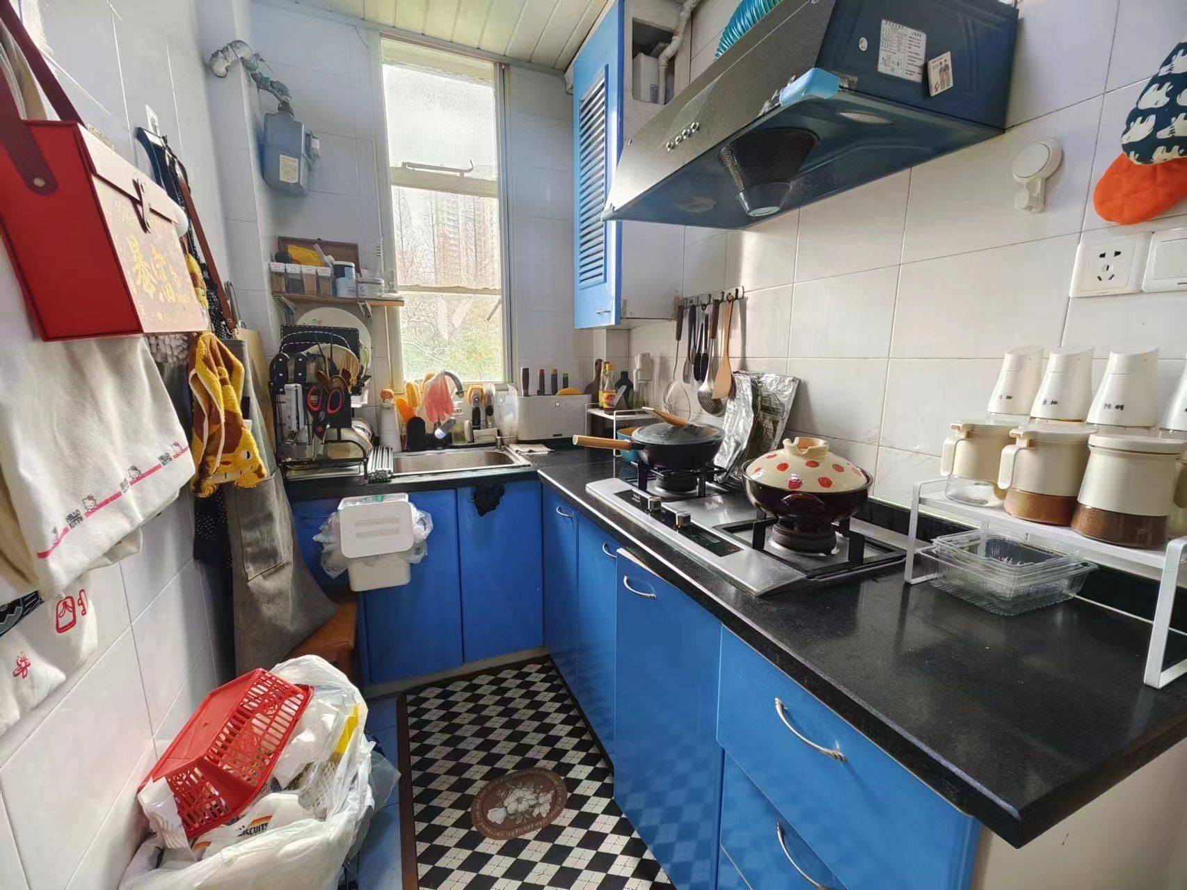 Shanghai-Changning-Cozy Home,Clean&Comfy,No Gender Limit,Hustle & Bustle,“Friends”,Chilled,LGBTQ Friendly,Pet Friendly